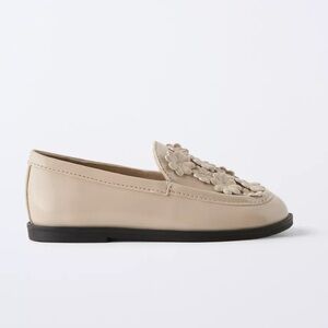 Zara girls floral loafers  size 10.5